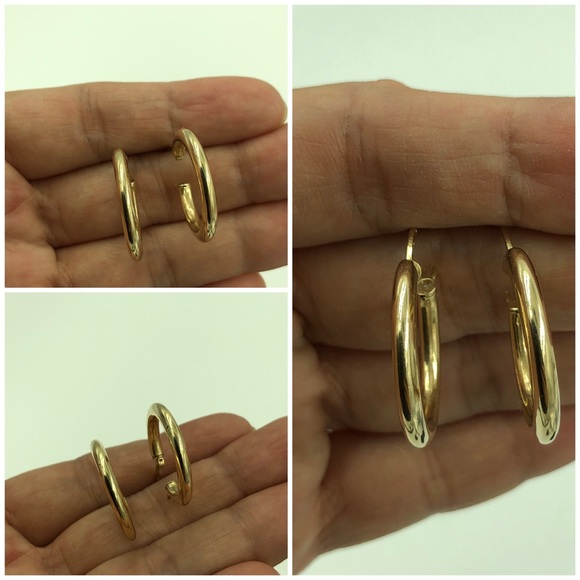 🌟SOLD!🌟14KT Gold Round & Smooth Hoop Earrings - Picture 4 of 8